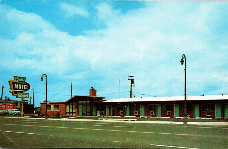 Sands Motel (Victory Inn) - Vintage Postcard (newer photo)